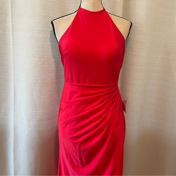 Ieena Mac Duggal Sleeveless Halter Pleated Open Back Gown Red Sz 2 NWT 26623 - Picture 3 of 13